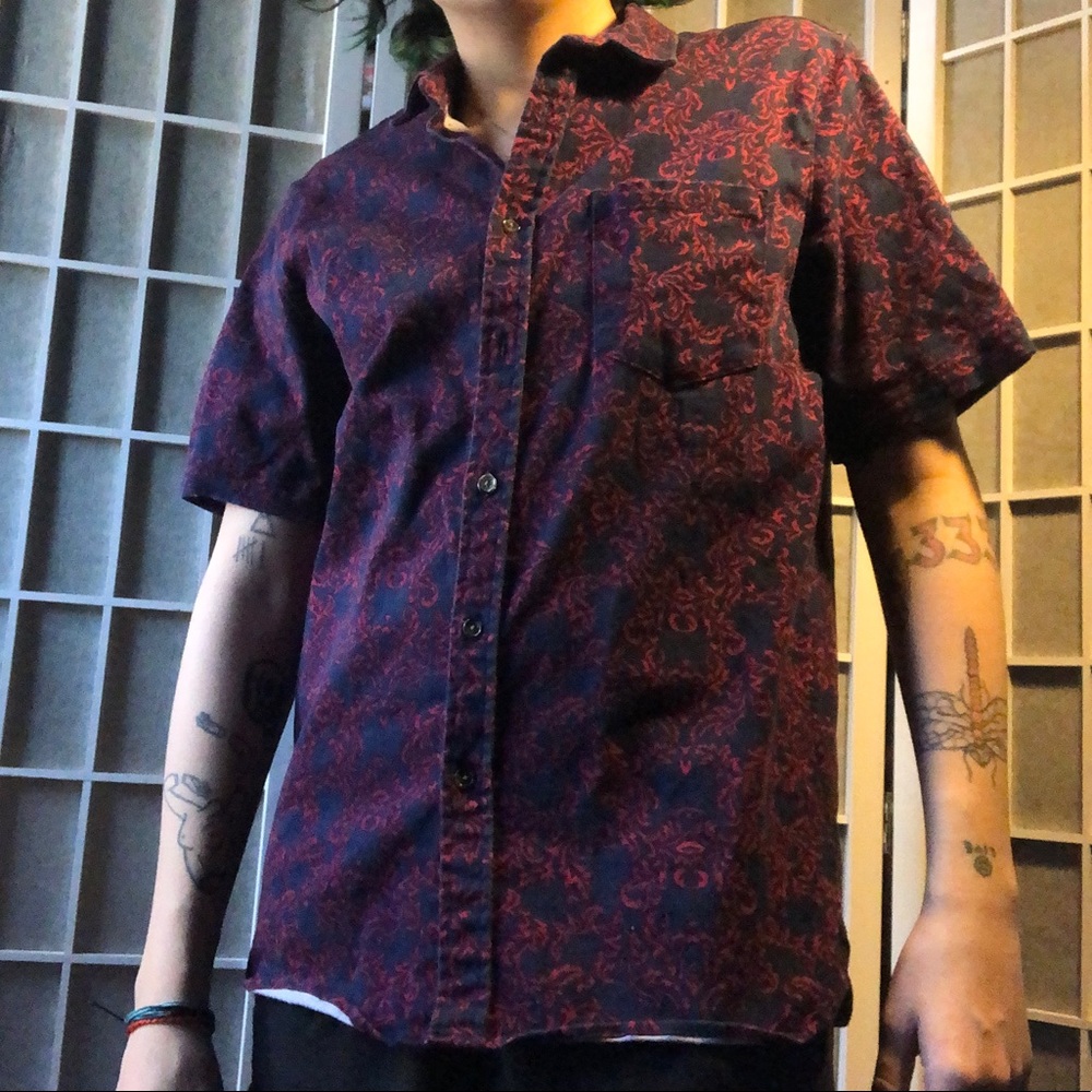 Blue & Red print button up - Picture 2 of 4
